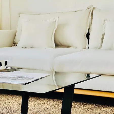 Cih Aparthotel 4*