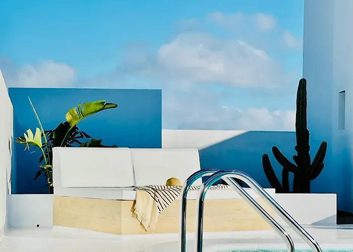 מלון דירות Cih 4*